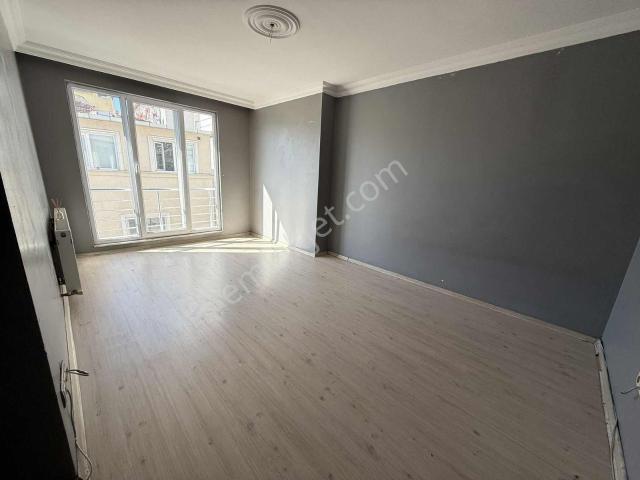 Cadde Arkası Yeni Bina 3+1 Teraslı Ferah Temiz Boş Dubleks Daire