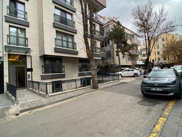 CADDE DEN YENİ BİNADA 2+1 ÖN CEPHE KAPALI OTOPARKLI SATILIK KONUT