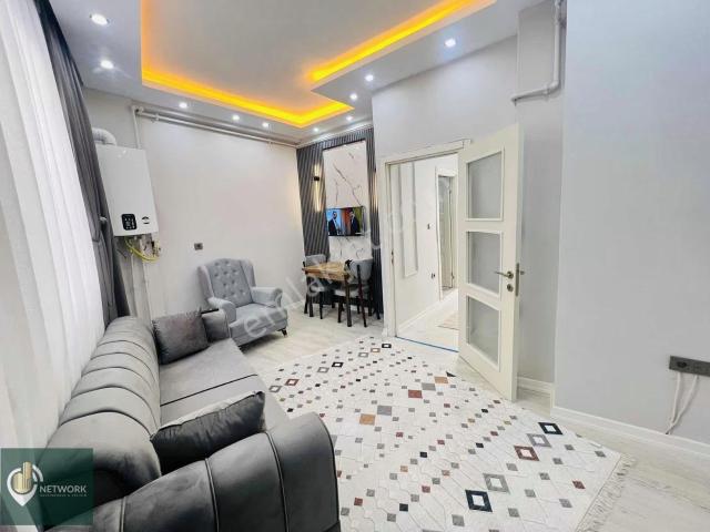 Cadde Dibi+32.000 Tl Kira Getirili+8 Yıl Amorti Eşyalı Ferah 2+1
