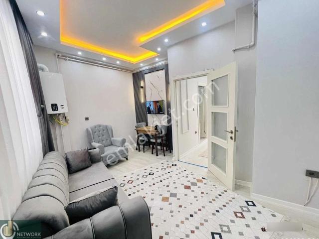 Cadde Dibi+32.000 Tl Kira Getirili+8 Yıl Amorti Eşyalı Ferah 2+1
