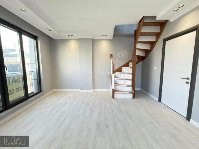 Cadde Emlak Yenimahalle Sıfır 1. Sınıf İşçilik 3+2 Dublex Daire