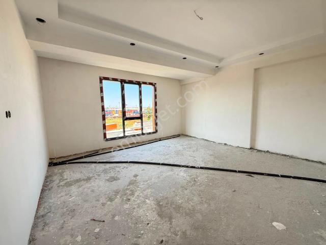 Cadde Gayrimenkul'den Çerkezköy Cadde Üzerinde 2+1 Daire