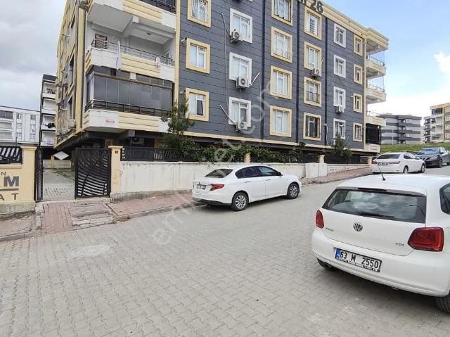 Cadde Seyran Emlaktan Satılık 2+0 Daire