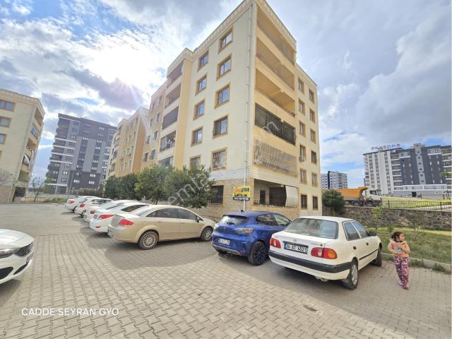 Cadde Seyran. satılık. 3+1 /145 M2 /taksitli Toki