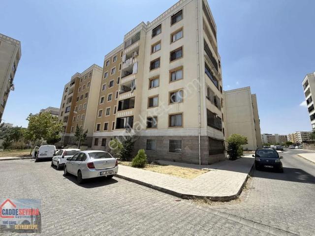 Cadde Seyrandan Satlık Sarı Toki Giriş 3+1
