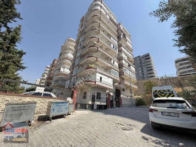 Cadde Seyrandan Satlık 3+1 Karaköprü 2 Ci 35 De Ara Kat