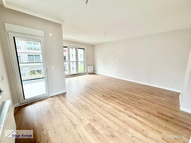 Caddebostan Bağdat Cad. 3+1 Balkonlu Sıfır Satılık Daire