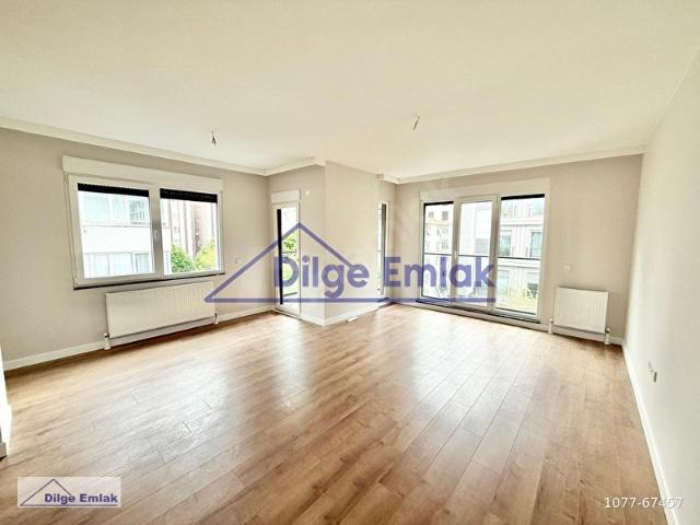 Caddebostan Bağdat Cad. 3+1 Balkonlu Sıfır Satılık Daire