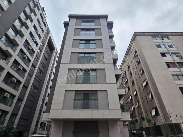 Caddebostan & Hamam Sokakta, Balkonlu 115 M2 Net, 3+1 Daire