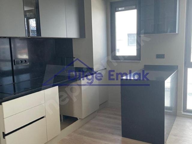 Caddebostan Ömerpaşa'da 1+1 Sıfır Balkonlu Satılık Daire