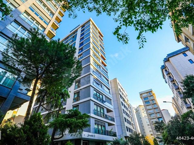 Caddebostanda BOŞ Eşsiz Deniz Manzaralı 4+1 Geniş Daire