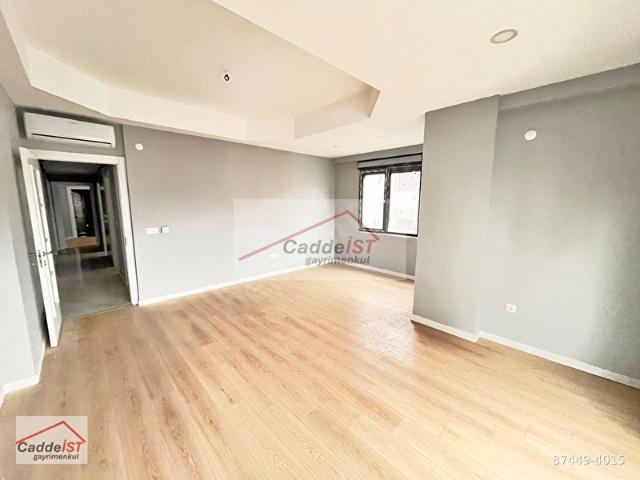 CaddeİST GÖZTEPE CADDEYE YAKIN 95mNET BALKONEBEVEYN
