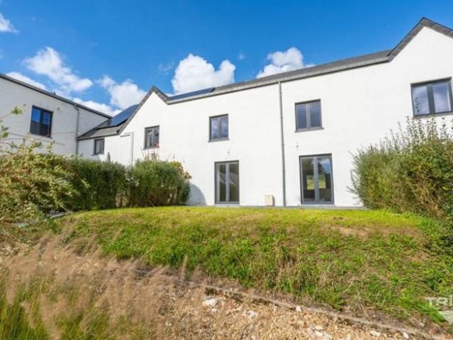 ! CADRE EXCEPTIONNEL ! MAISON 3CH + JARDIN + PARKING