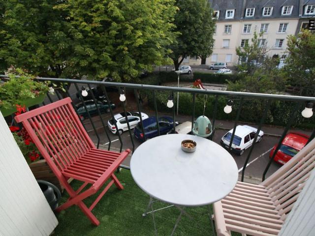 CAEN A LOUER 2 pièces meublé Université Campus 1 49 m2