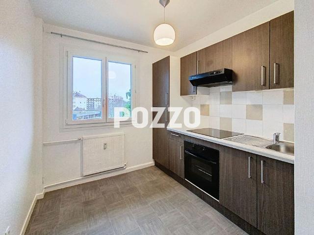 CAEN: appartement de 2 pièces 46 m² à louer