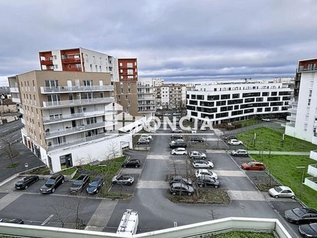 CAEN Appartement T2 récent – Dernier étage avec ascenseur –