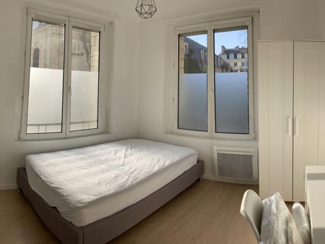CAEN CENTRE CHAMBRE MEUBLEE DANS COLOCATION DE 115 M2 LIB