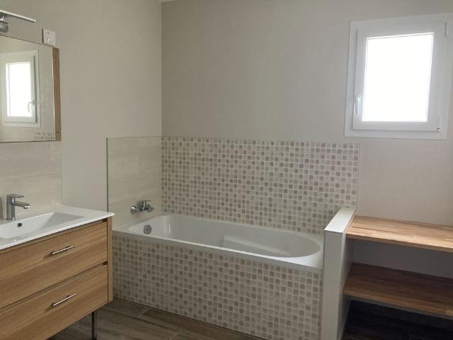 CAEN SUD MAISON RECENTE ESTREES LA CAMPAGNE 5PP 121m² AVEC GARAGE disponible à partir du 08/08/2026