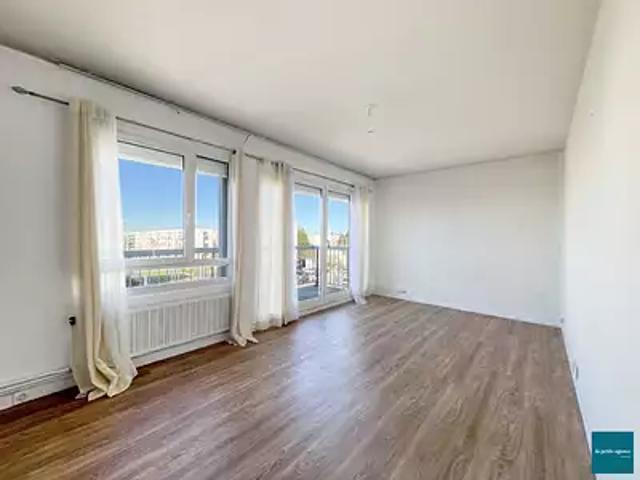 Caen 14000 Achat / Vente appartement 2 pièces t2 au dernier étage