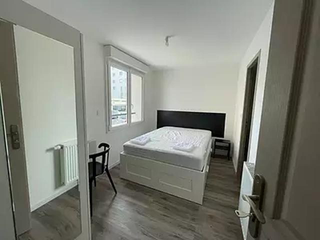 Caen 14000 Location appartement 1 pièce t1 au dernier étage