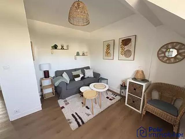 Caen 14000 Location appartement 1 pièce t1 au dernier étage