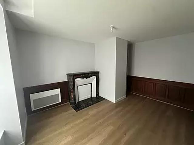 Caen 14000 Location appartement 1 pièce t1 au dernier étage
