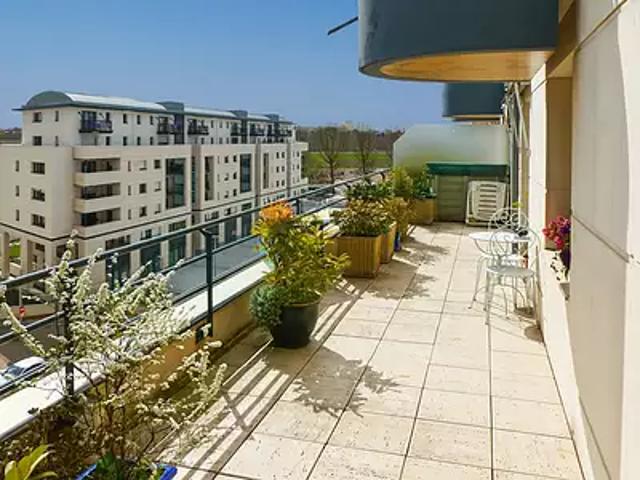 Caen 14000 Location appartement 2 pièces t2 au dernier étage terrasse