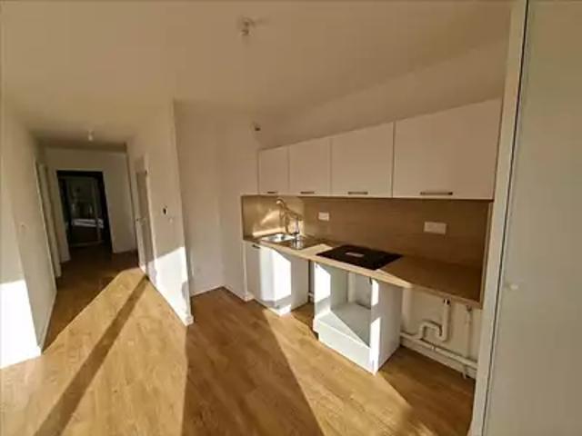 Caen 14000 Location appartement 3 pièces t3 au dernier étage