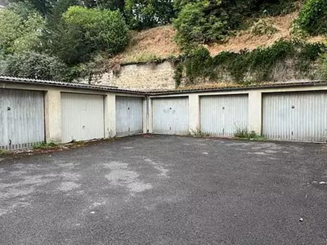 Caen 14000 Location parking au dernier étage