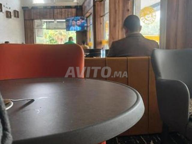 Café à louer boulevard Mouhammd Bouzyan