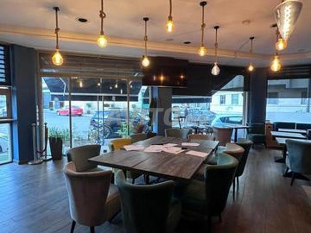 Café équipé à louer 97m² Contrat de gérance