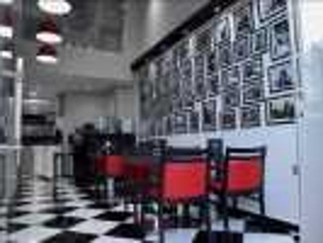 Café équipé location