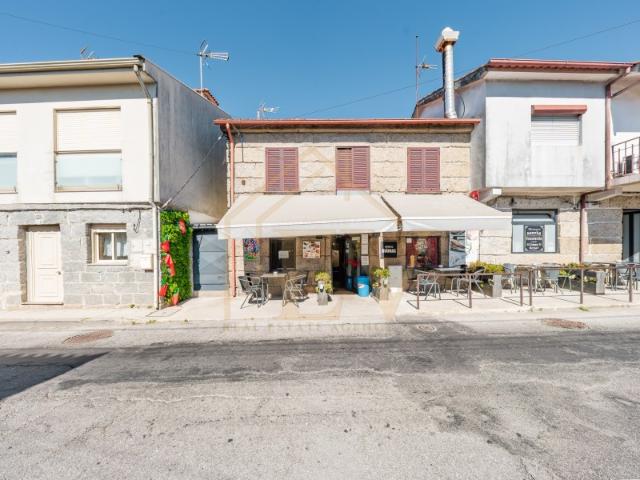 Café / Snack Bar