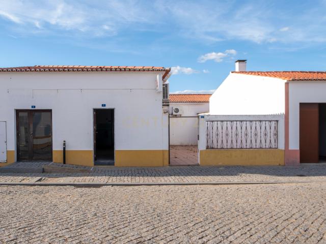 Café Snack Bar no Centro da Aldeia da Luz – Excelente Oportunidade de Negócio
