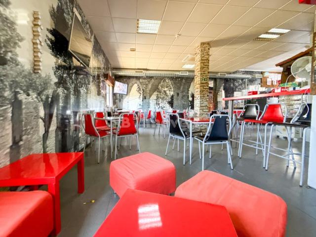 Café Totalmente Equipado em Chainça, Abrantes