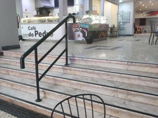 Café/Snack Bar com saída de fumos em centro comercial Sem trespasse | 26033786495