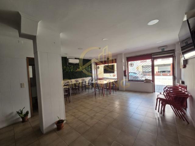 Café/Restaurante, em Corroios