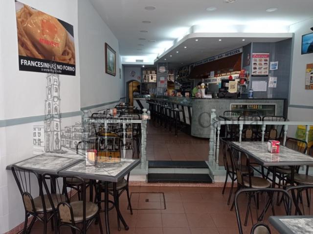 Café/Restaurante Situado Numa das Zonas Mais Movimentadas da Cidade do Porto, O Bonfim. Boa Oportunidade de Negócio