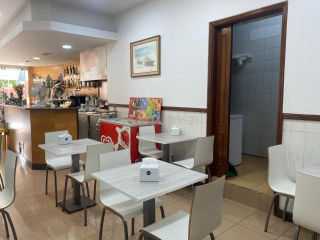 Cafeteria no Porto com Excelente Localização e Equipamentos