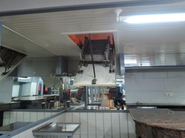 CAFETERIA SITUADA EN EL CENTRO, EN UNAS CONOCIDAS GALERÍAS MUY CÉNTRICAS