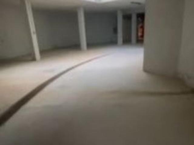 Cagliari 1000mq Autorimessa al Piano terra