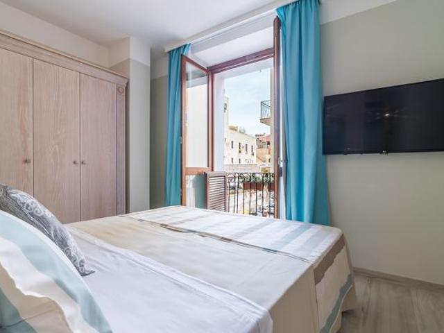 Cagliari Fronte Porto Palazzo Hotel Ristorante
