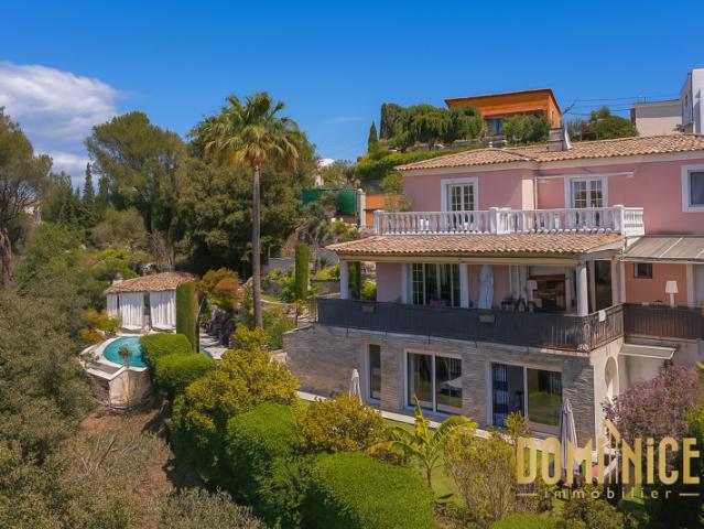 CAGNES S/ MER: Superbe villa aux prestations raffinées avec