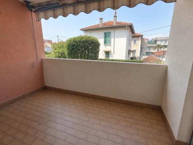 Cagnes sur Mer 55 m² Terrasse Parking Cave