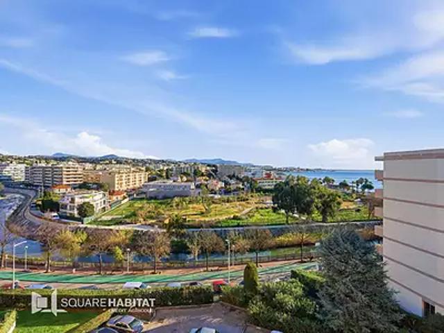 Cagnes sur Mer 06800 Achat / Vente appartement 4 pièces t4 au dernier étage parking