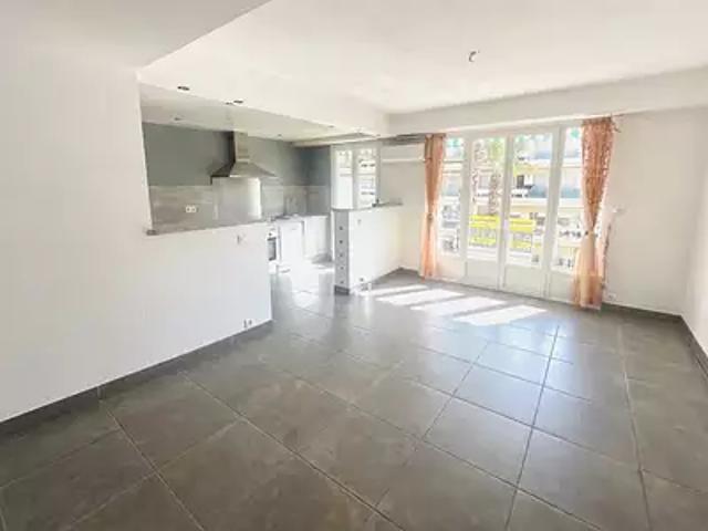 Cagnes sur Mer 06800 Achat / Vente appartement 3 pièces t3