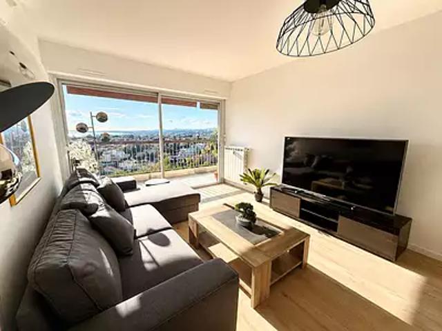 Cagnes sur Mer 06800 Achat / Vente appartement 3 pièces t3 piscine parking