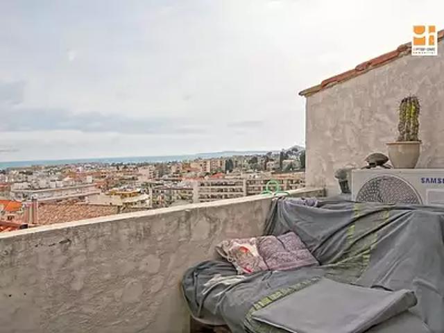 Cagnes sur Mer 06800 Achat / Vente maison 5 pièces t5 terrasse cave