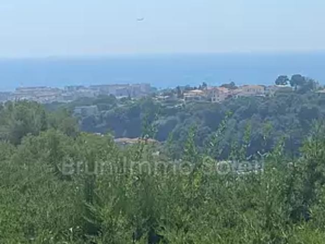 Cagnes sur Mer 06800 Achat / Vente maison 6 pièces t6 parking