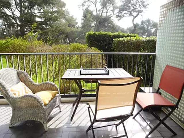 Cagnes sur Mer 06800 Location appartement 1 pièce t1 piscine terrasse